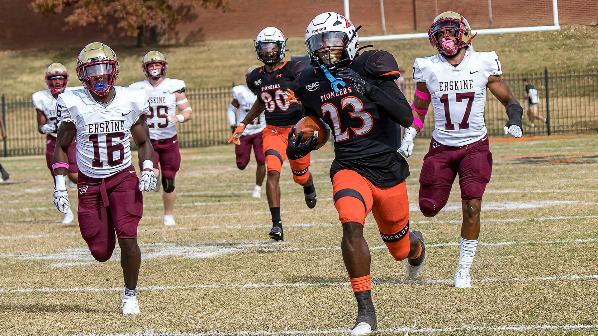 Marquel Pittman sparked a 35-0 run by the Pioneers with this 96-yard kickoff return for a TD in Tusculum's 49-14 win over Erskine (photo by Chuck Williams)