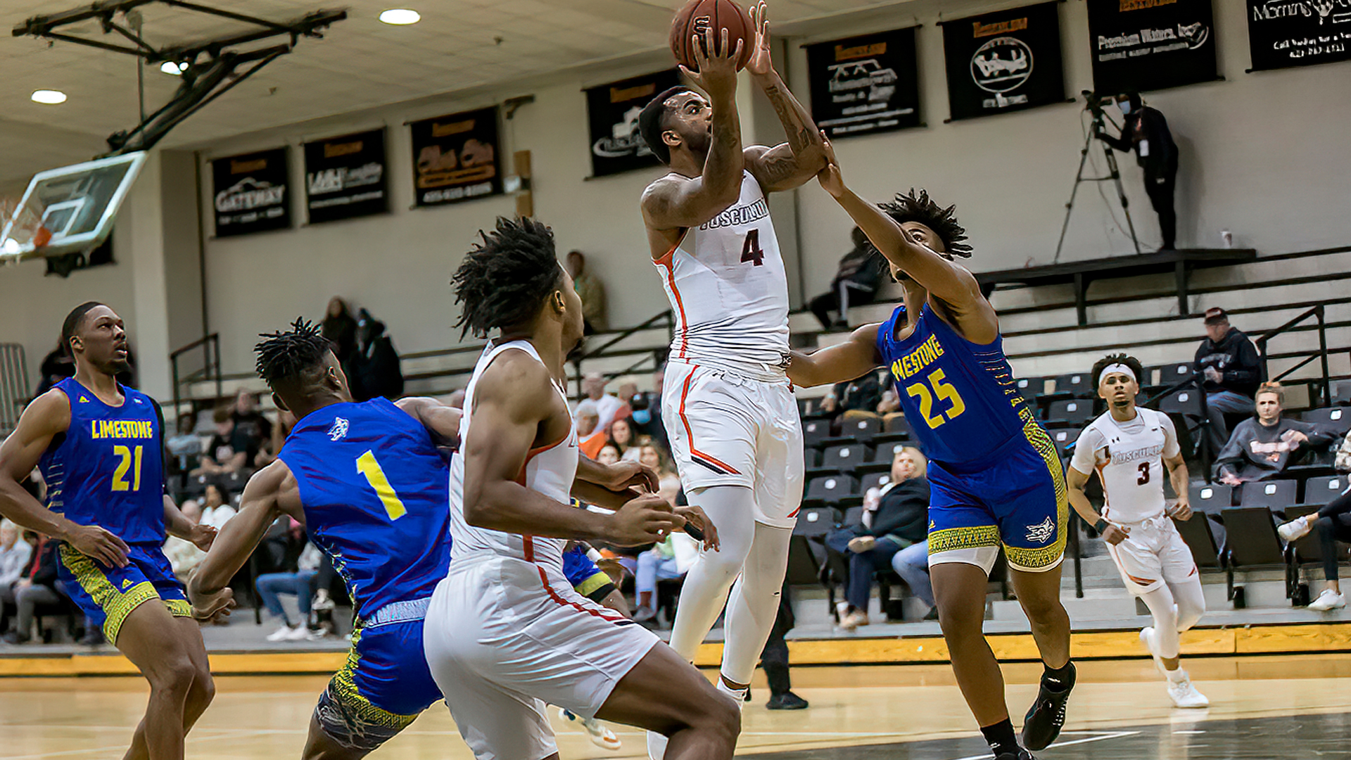 Pioneers clinch SAC quarterfinal home game with 74-58 win at Limestone