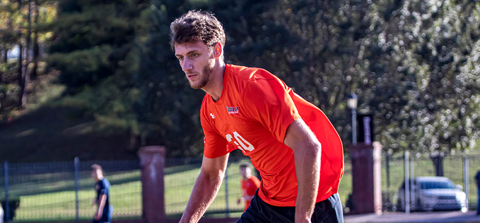 Vujicic scores in sixth straight match as Pioneers beat Mars Hill, 2-0