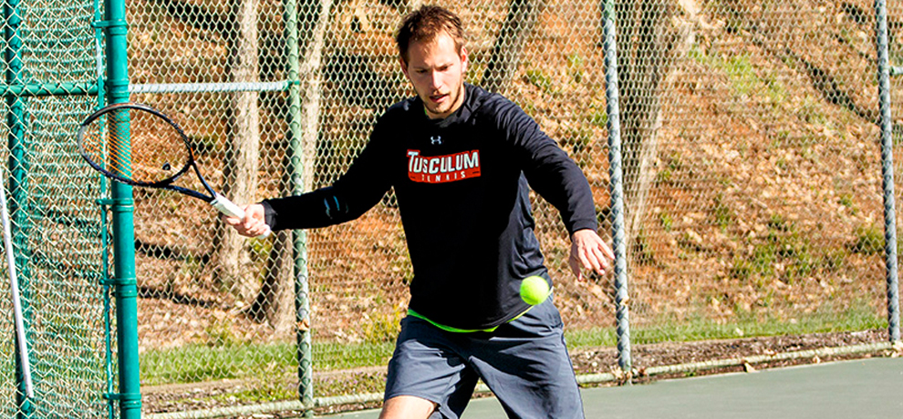 Tomas Kmetko won his singles match in straight sets against No. 27 Newberry
