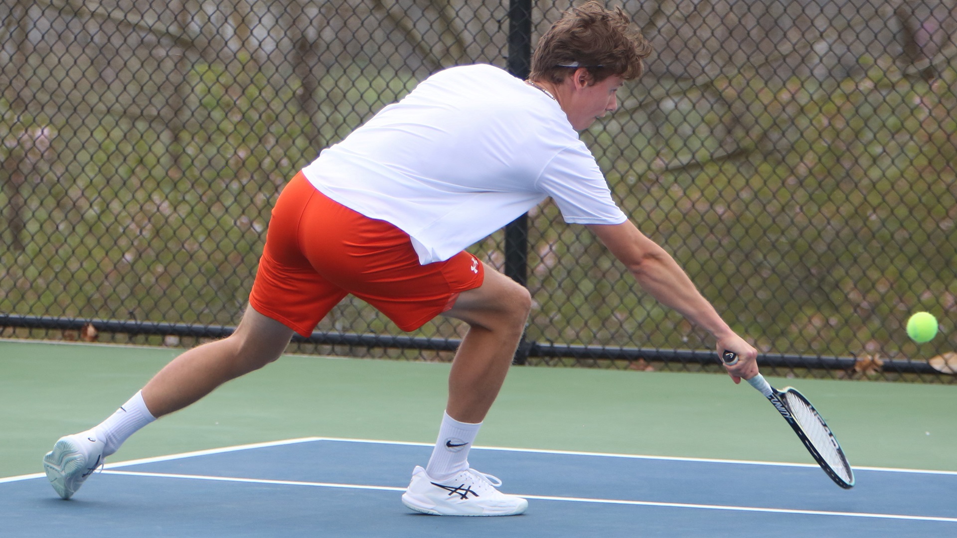 Carson-Newman takes delayed 5-2 win over Pioneers