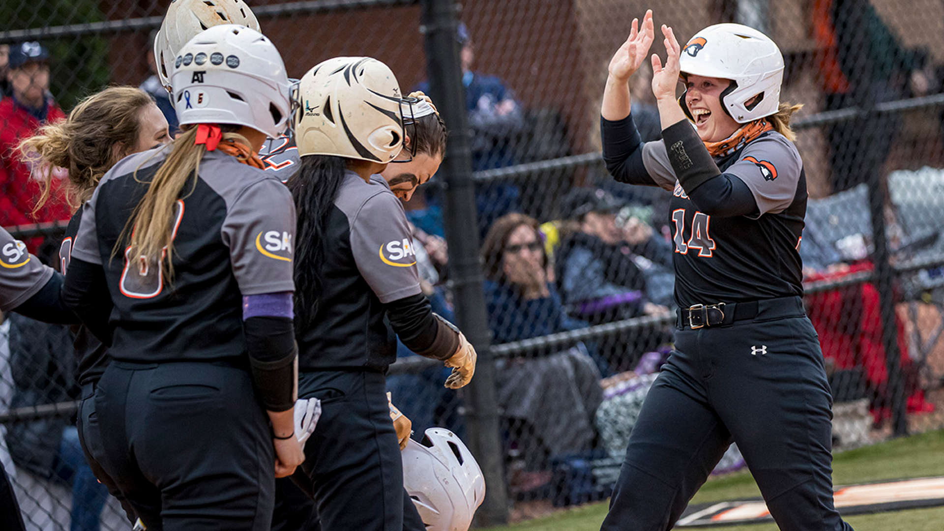 Pioneers pour on 16 runs, advance to SAC semifinals