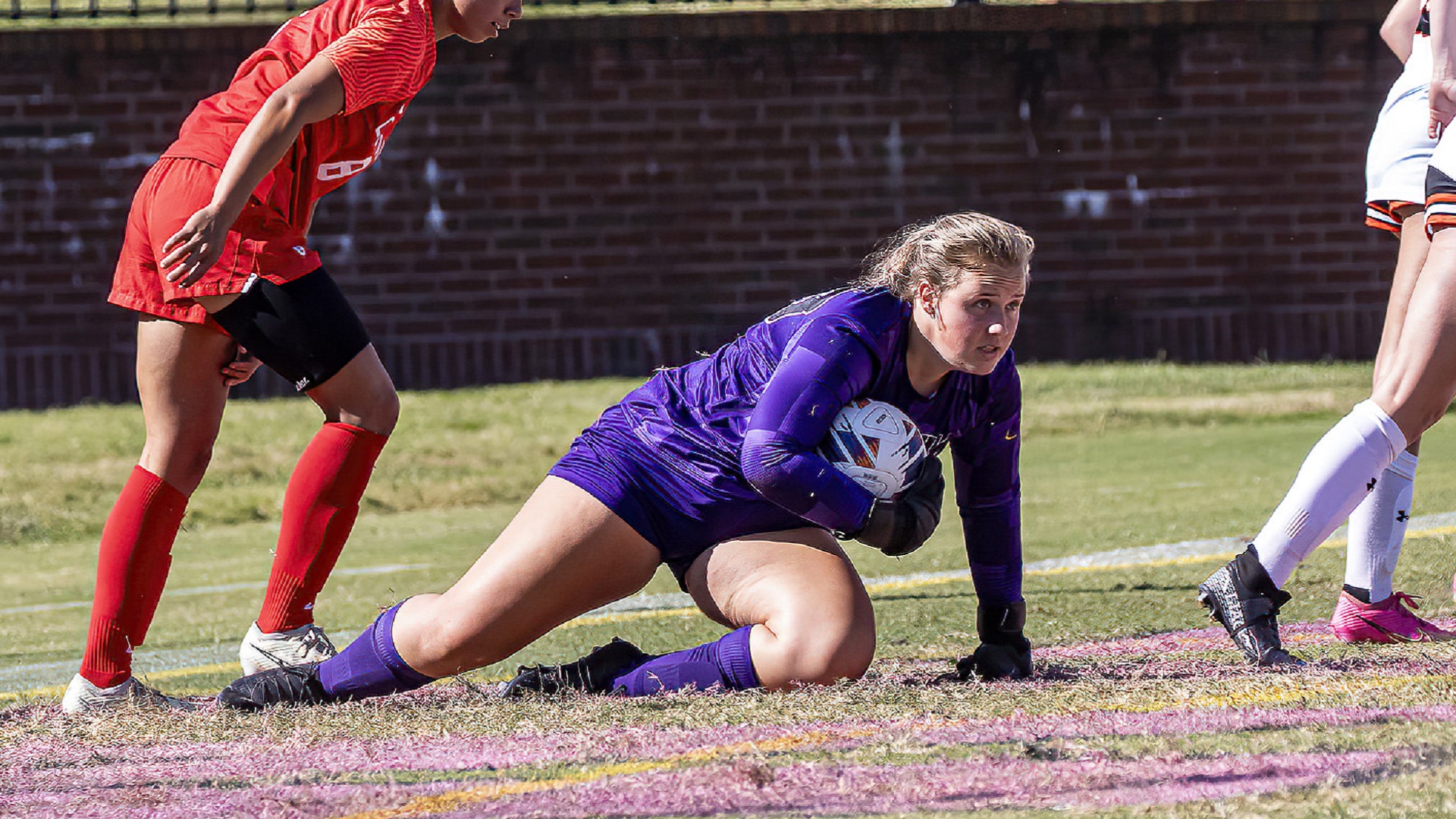 Emma Harriman made nine saves in the second half for the Pioneers (photo by Chuck Williams)