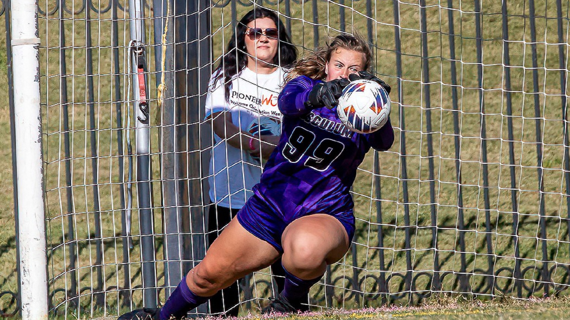 Harriman makes 15 saves for Pioneers at Anderson
