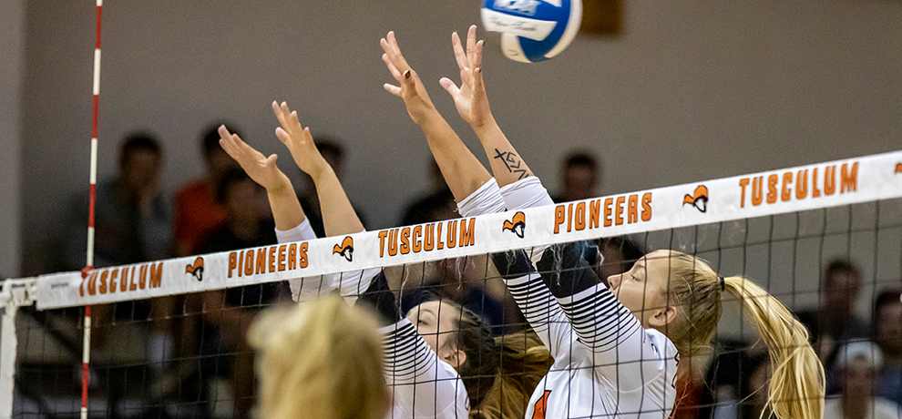 Women's Volleyball to Host Three Conference Opponents