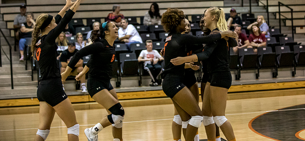 Women's Volleyball to Host Three Tennessee Teams