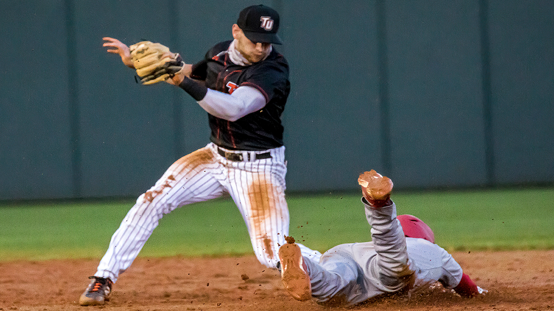 Pioneers rally late in second game to split SAC baseball pair with Newberry