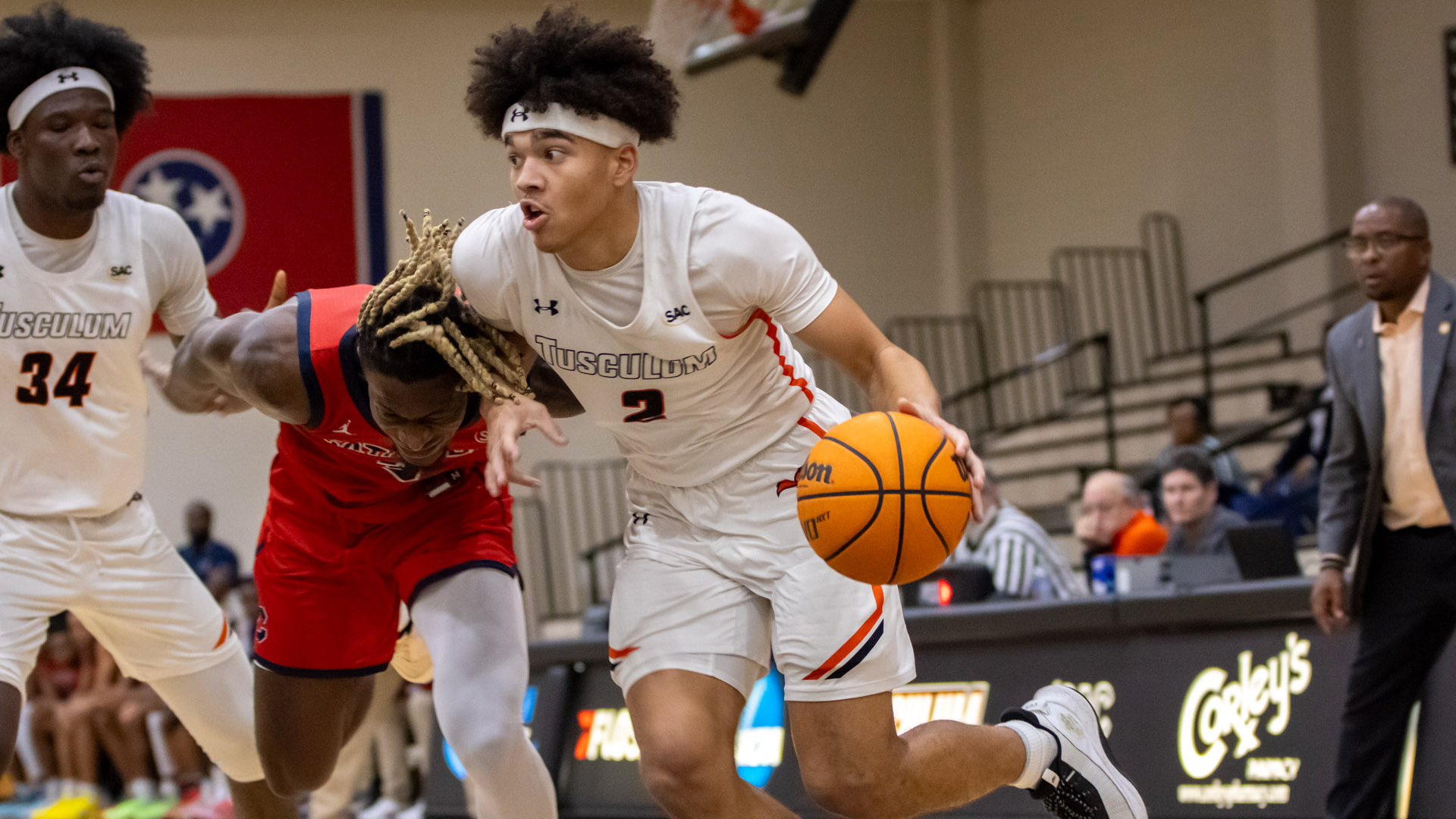Bryce Jackson scored 16 points as Tusculum recorded its third straight victory with a 78-66 win over Catawba (photo by Kari Ham).