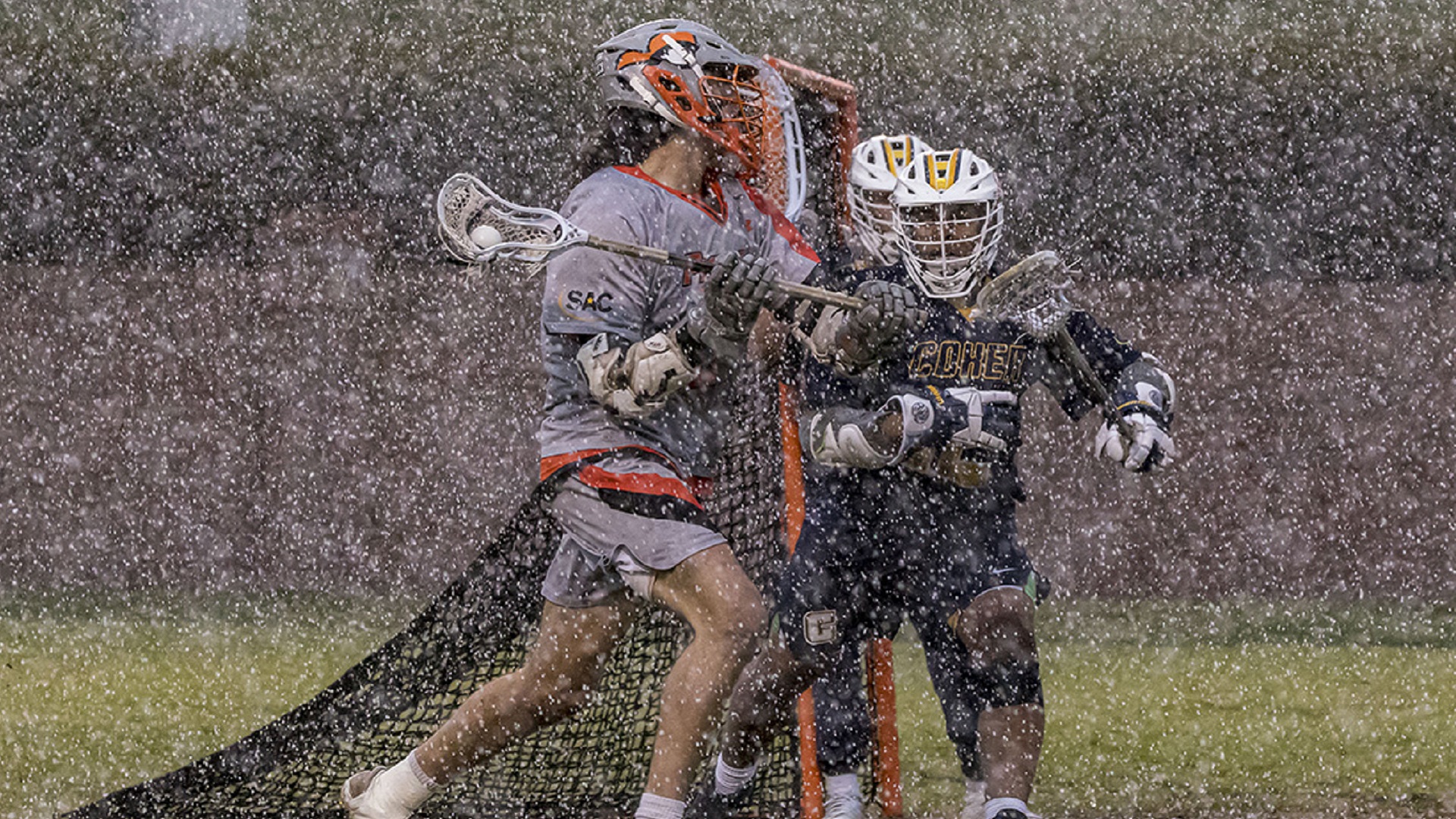 Sean Dunn battled Coker and a snow squall during second-quarter action (photo by Chuck Williams)