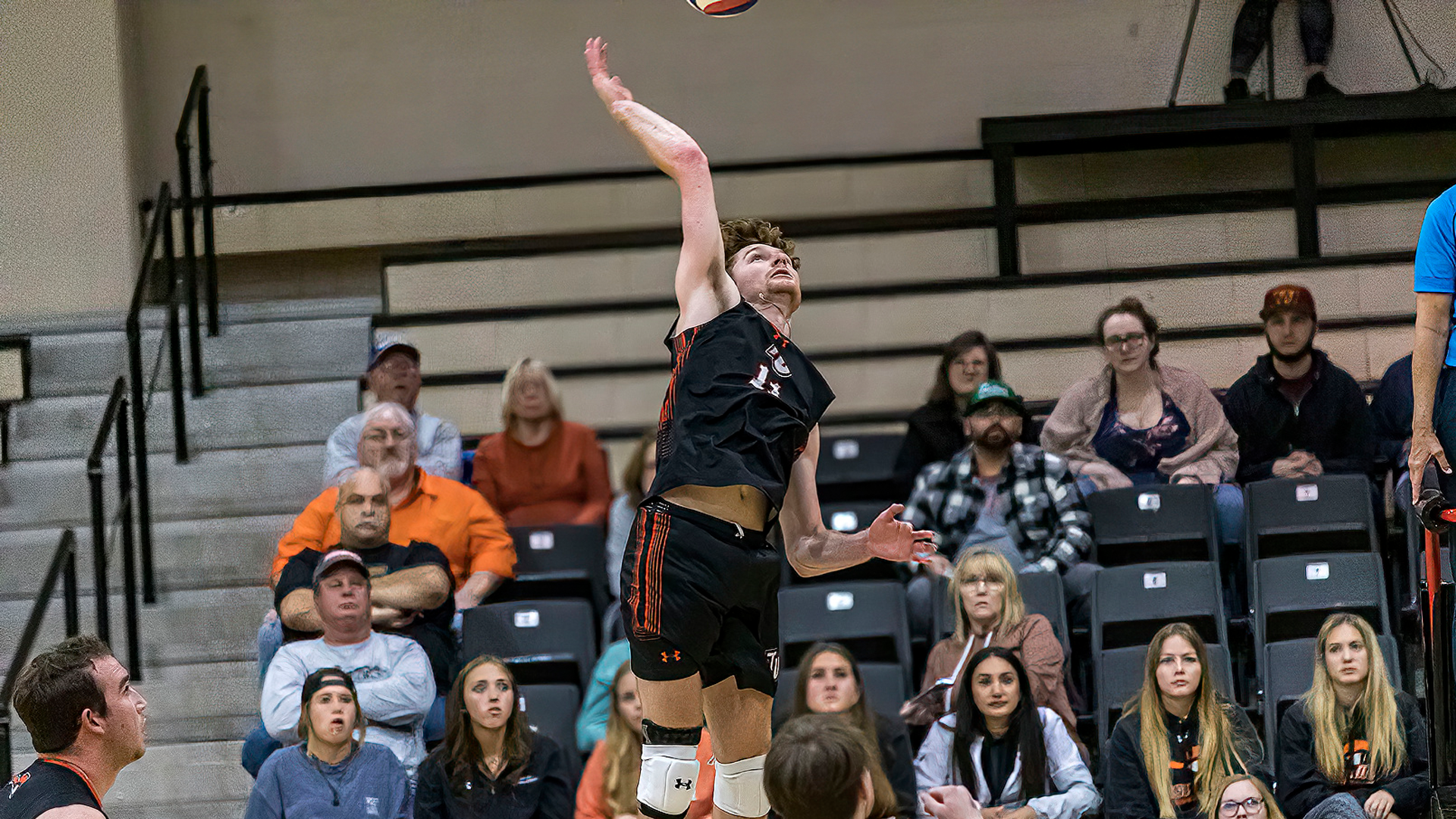 King's men sweep by Tusculum
