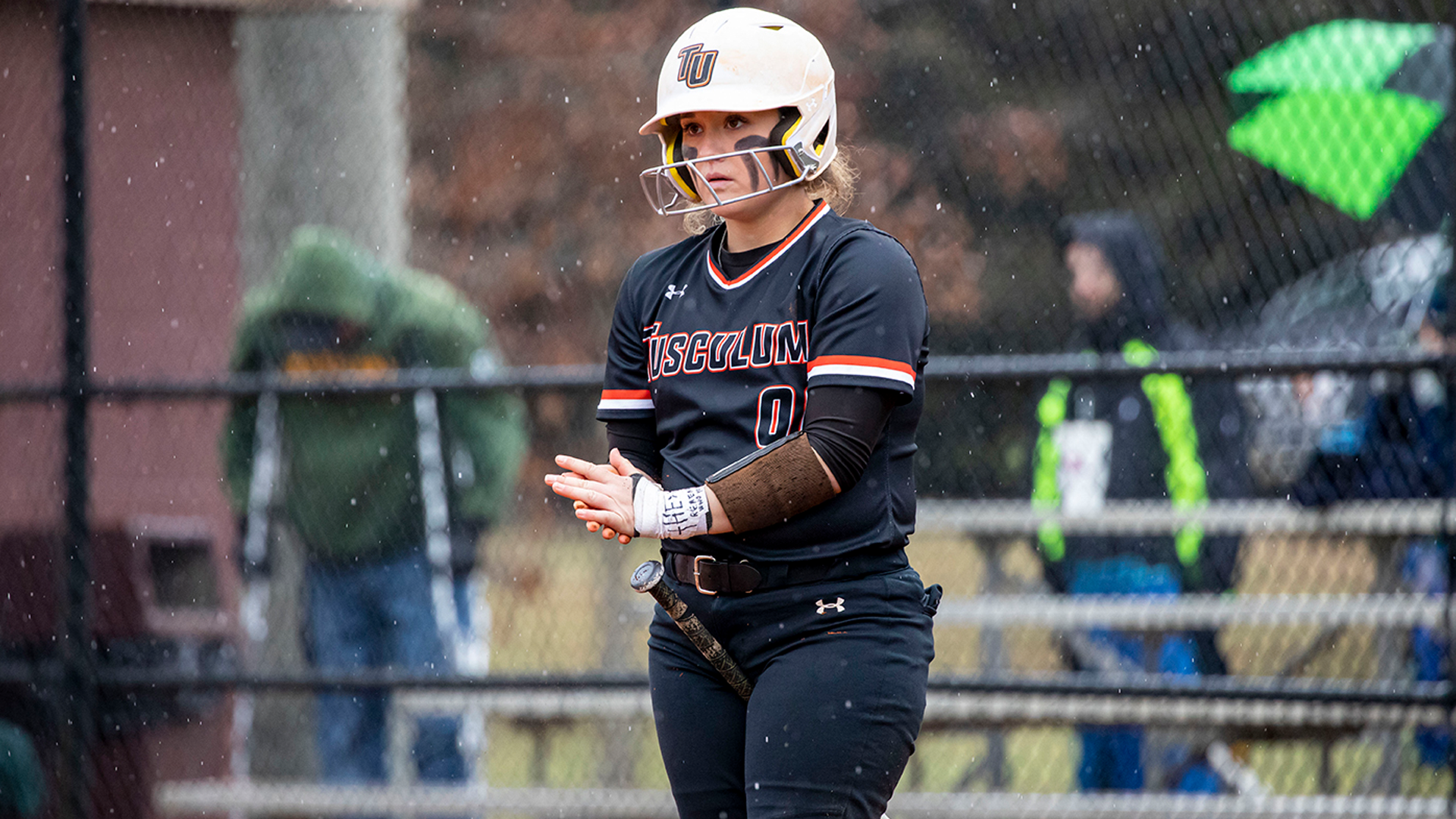 Pioneers host two series, open SAC slate at Wingate