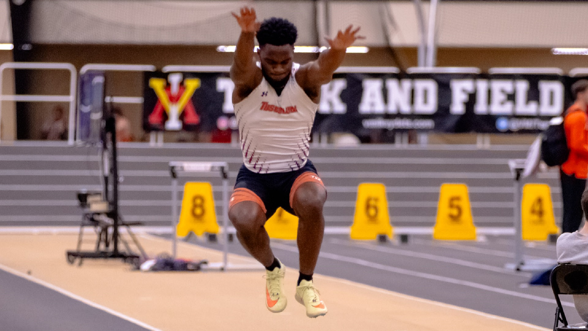 Smith competes in triple jump at NCAA Indoor Championship