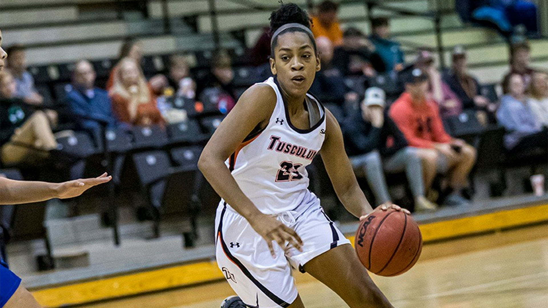 Pioneers set SAC tourney record with 14 threes, rout Wingate 82-40