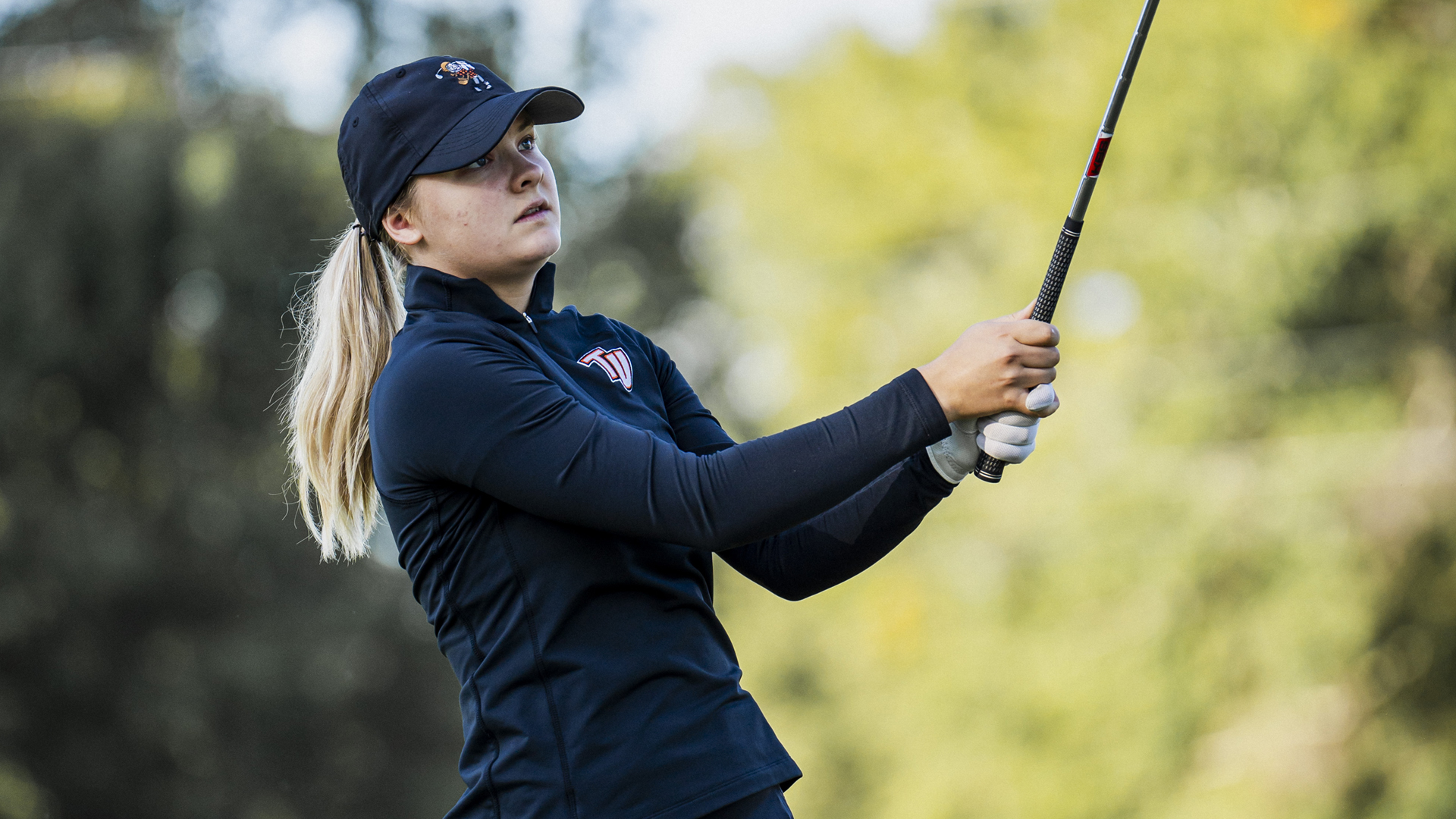 Women's Golf tied for 11th after day one of Low Tide Intercollegiate