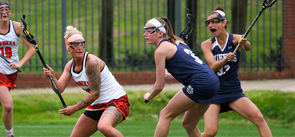 Early outburst lifts #8 Queens past Tusculum