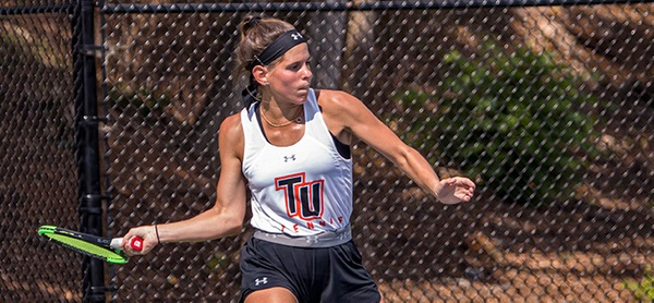 Nine singles wins highlight action at WCU Fall Invite